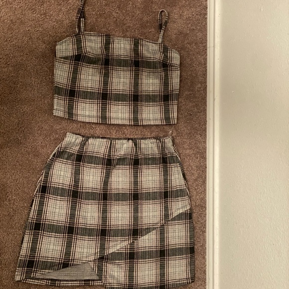 Popular Basics Dresses & Skirts - 2 piece skirt and crop top size M